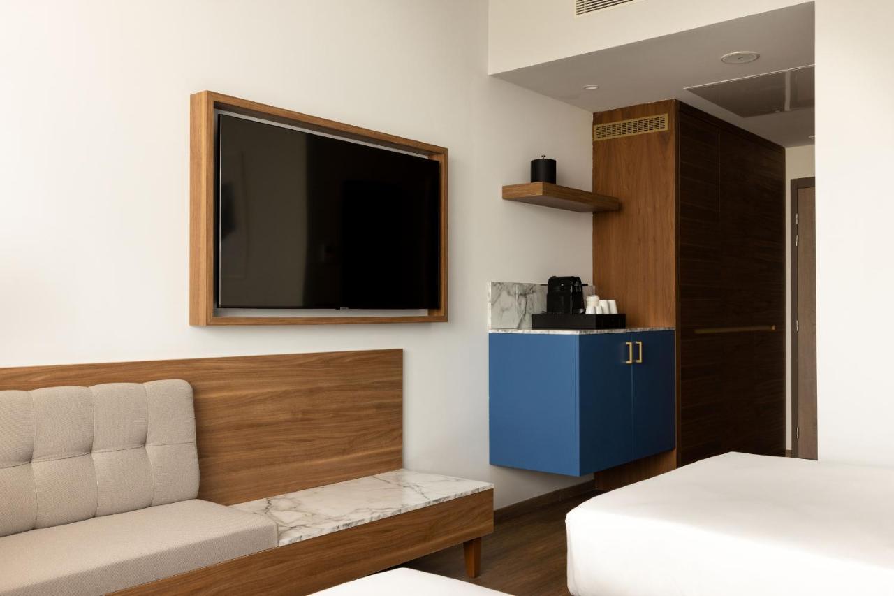 Sheraton Airport 4* Nizza